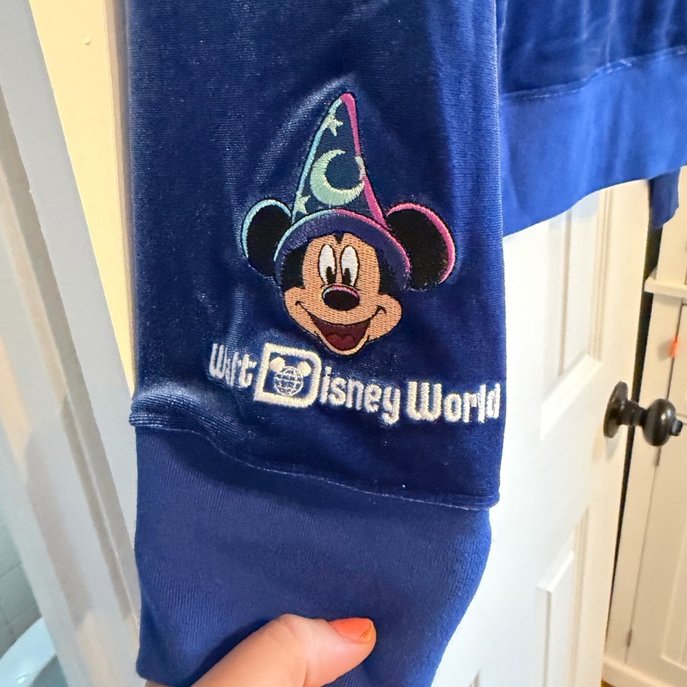 Walt Disney World Constellation Sorcerer Mickey Velvet Zip Hoodie Sweatshirt - Picture 4 of 4